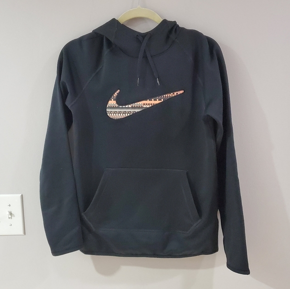 NIKE Therma Pixelated Swoosh Hoodie - Picture 4 of 8